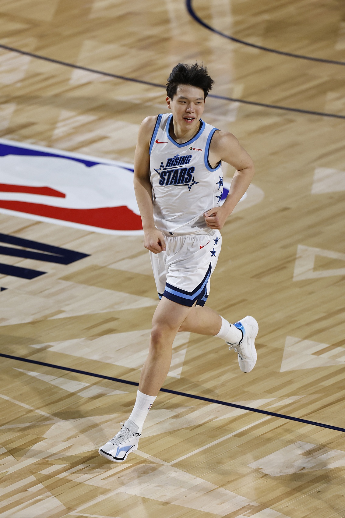 kaiyun官网-拓媒：杨瀚森&amp;利拉德在全明星赛的表现证明他们都是可用之人